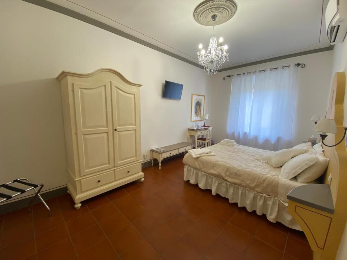 Palazzo Mari Suite & Rooms B&B Montevarchi Ngoại thất bức ảnh