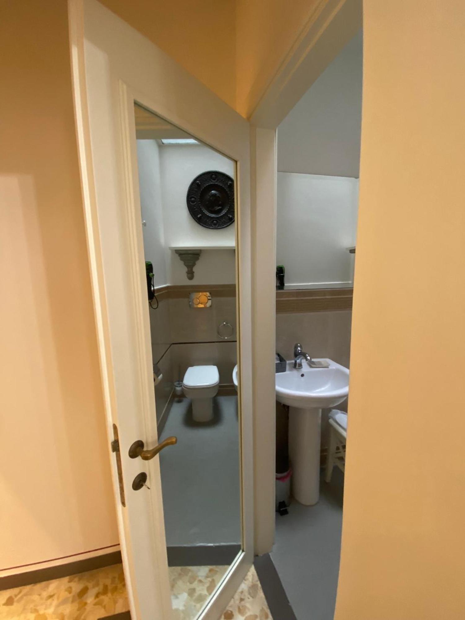 Palazzo Mari Suite & Rooms B&B Montevarchi Ngoại thất bức ảnh